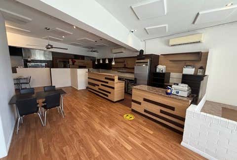 1/470 Esplanade Torquay QLD 4655 - Image 5