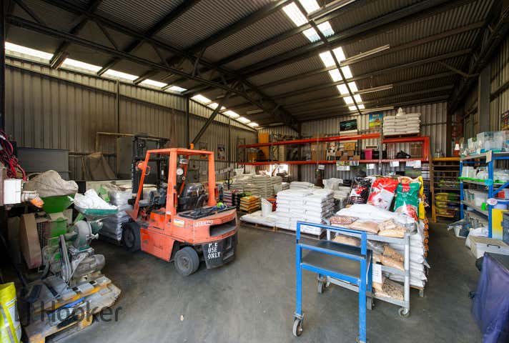 13 Bradpole Road Edinburgh North SA 5113 - Image 16