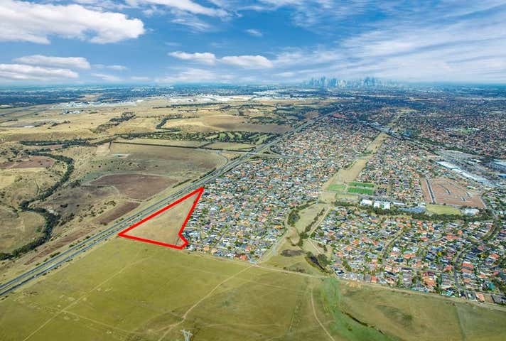 249 Calder Freeway Taylors Lakes VIC 3038 - Image 2