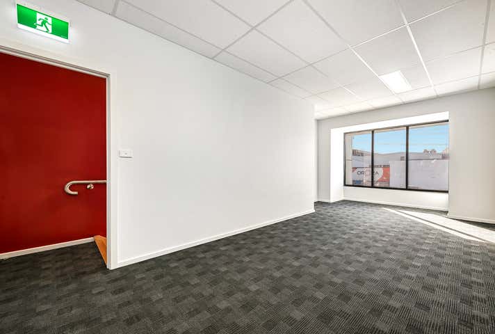 5/11 FRIARS ROAD Moorabbin VIC 3189 - Image 2