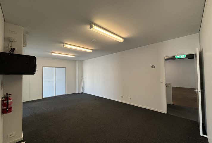 7/75 Waterway Drive Coomera QLD 4209 - Image 5