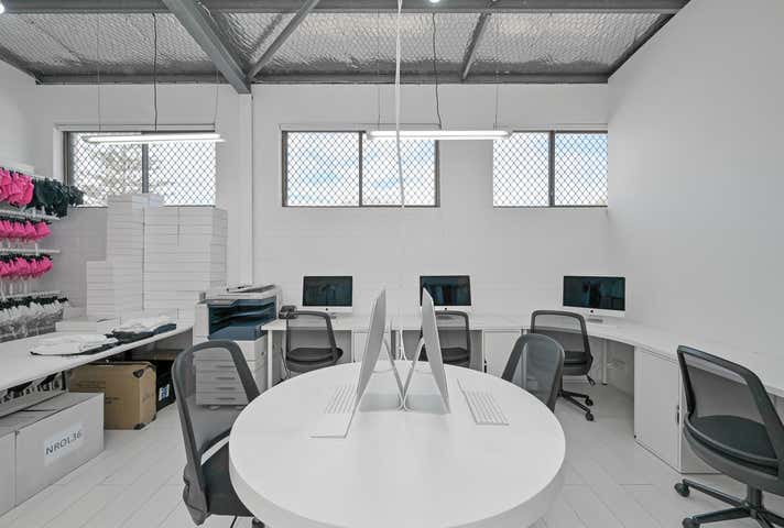 92 Stirling Highway North Fremantle WA 6159 - Image 10