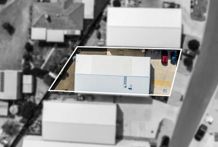 2/10 Matchett Drive East Bendigo VIC 3550 - Image 7