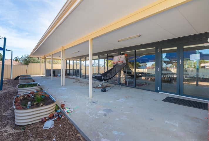 17a Anderson Road Forrestfield WA 6058 - Image 20