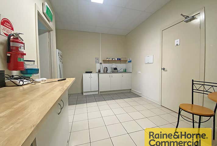 3/9-11 Redcliffe Gardens Drive Clontarf QLD 4019 - Image 5