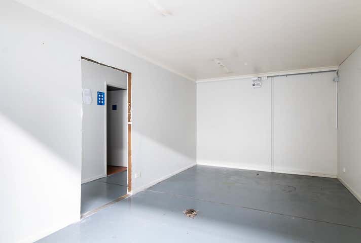 2/132 Spencer Road Nerang QLD 4211 - Image 6