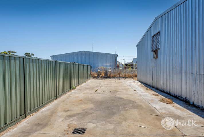 21 Ambrose Street Rockingham WA 6168 - Image 14