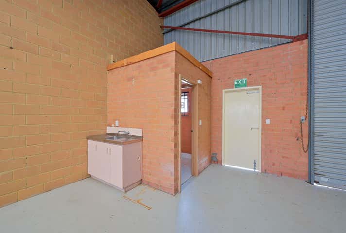 9/15 Port Kembla Drive Bibra Lake WA 6163 - Image 5