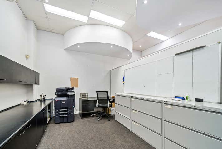 1/110 Mounts Bay Road Perth WA 6000 - Image 10