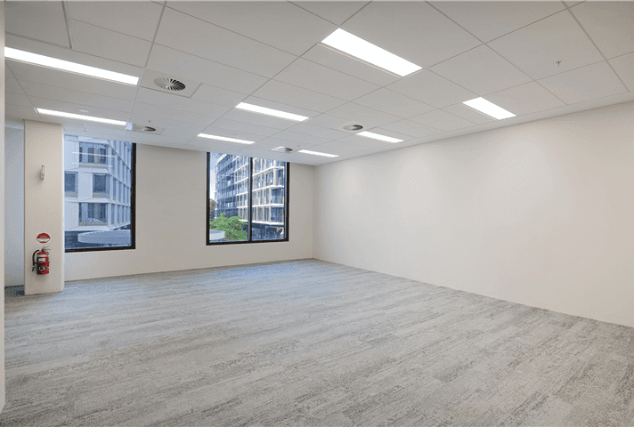 4/44 Barry Marshall Parade Murdoch WA 6150 - Image 5