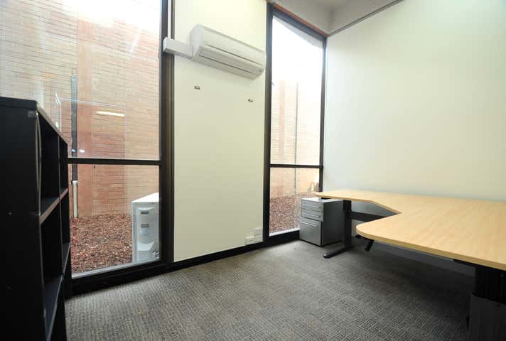 2/50-52 Mitchell Street Bendigo VIC 3550 - Image 6