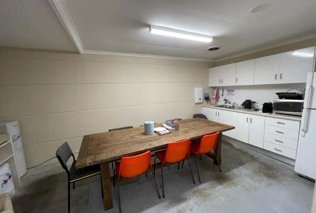 5 Carnarvon Road West Gosford NSW 2250 - Image 8