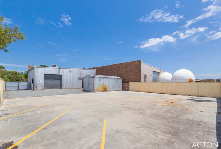 46 Clavering Road Bayswater WA 6053 - Image 13