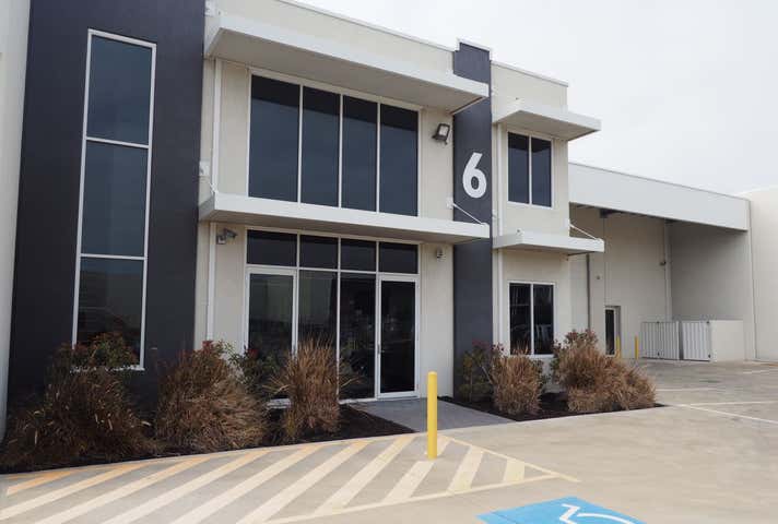 6 Kalinga Way Landsdale WA 6065 - Image 2