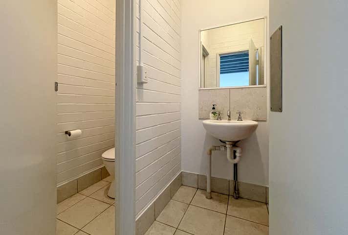Unit 6, 57 Paramount Drive Wangara WA 6065 - Image 10