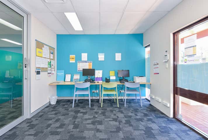 4/23-25 Chalgrove Avenue Rockingham WA 6168 - Image 9