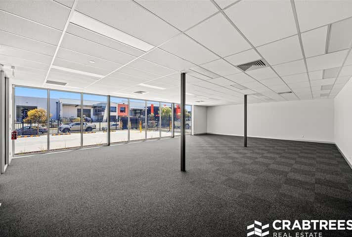 8 Palomo Drive Cranbourne West VIC 3977 - Image 8