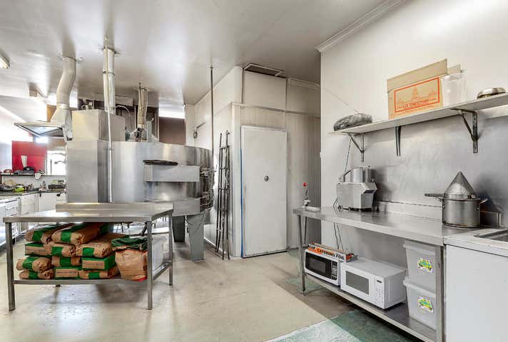 2/167-179 Shaws Road Werribee VIC 3030 - Image 2