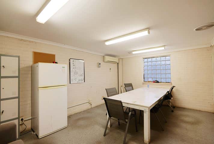 33 Hope Valley Road Naval Base WA 6165 - Image 4