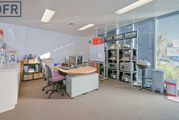 7/7 Gympie Way Willetton WA 6155 - Image 6