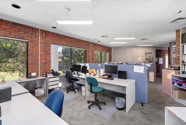 217 Blackburn Road Mount Waverley VIC 3149 - Image 9