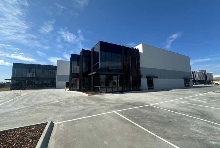 1/94 Willandra Drive Epping VIC 3076 - Image 2