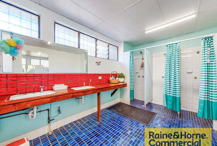 2/983 South Pine Road Everton Hills QLD 4053 - Image 8