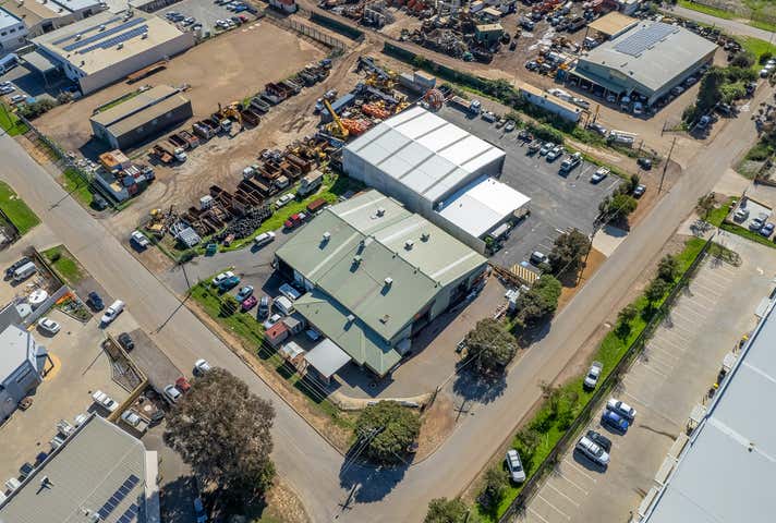 2/18 Keates Road Armadale WA 6112 - Image 31