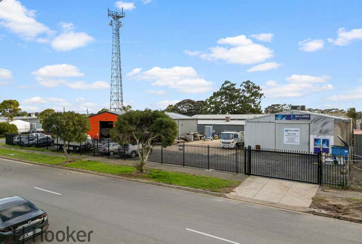 7 Barfield Crescent Edinburgh North SA 5113 - Image 17