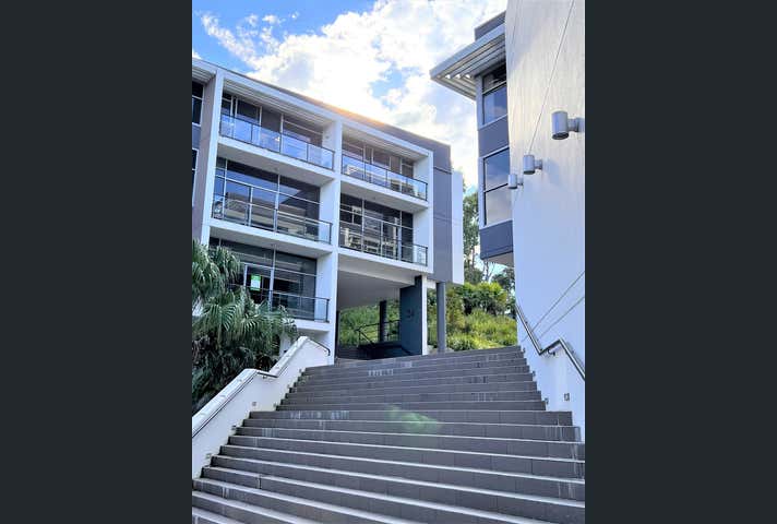 Quattro, 4204/4 Daydream Street Warriewood NSW 2102 - Image 2