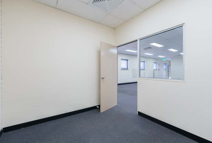 2 Mackie Street Victoria Park WA 6100 - Image 11