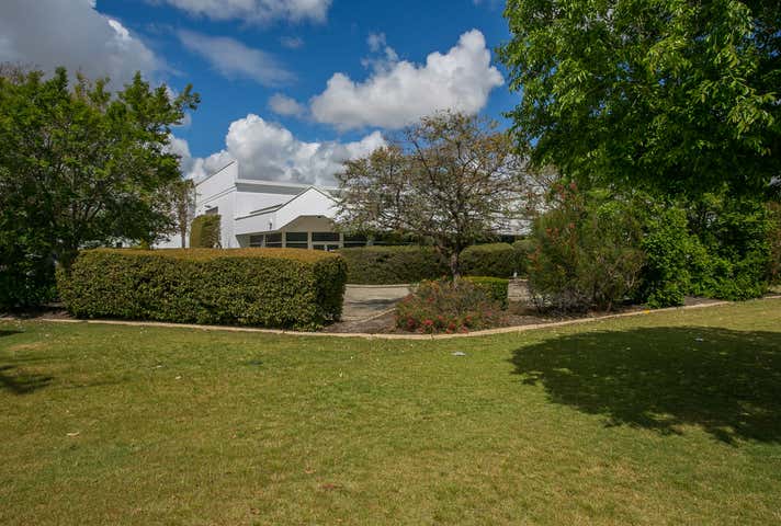 62 - 64 Wittenberg Drive Canning Vale WA 6155 - Image 21