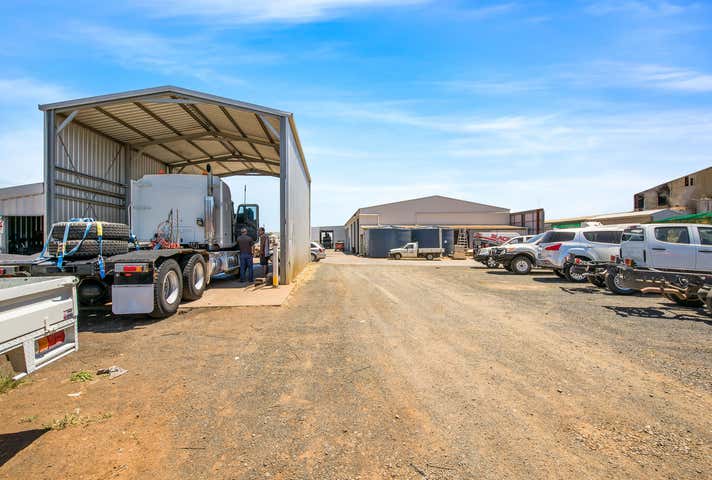 494-498 Boundary Road Wilsonton QLD 4350 - Image 8