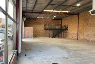 4/3 Canham Way Greenwood WA 6024 - Image 3