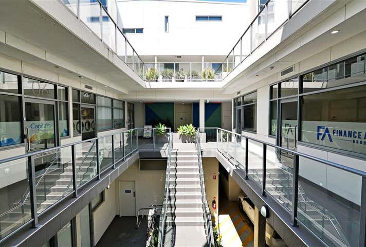 5/405 Oxford street Mount Hawthorn WA 6016 - Image 16