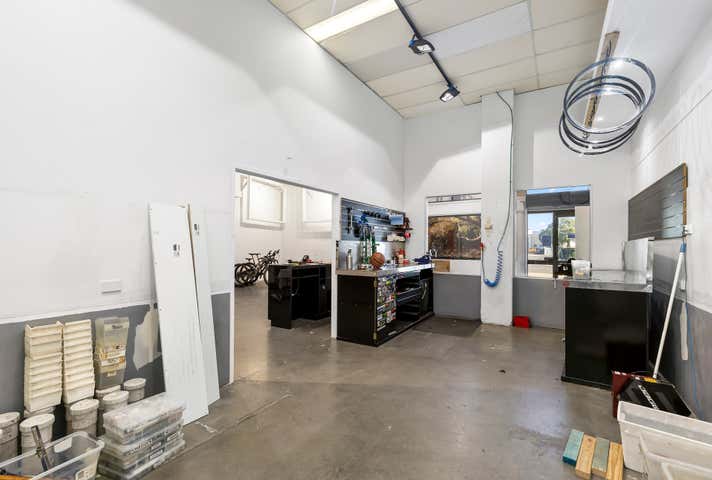 5/78 Logan Road Woolloongabba QLD 4102 - Image 8