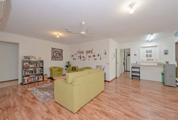 8 Baralda Court Rockingham WA 6168 - Image 19