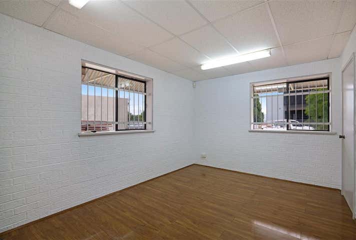 20 May Holman Drive Bassendean WA 6054 - Image 4