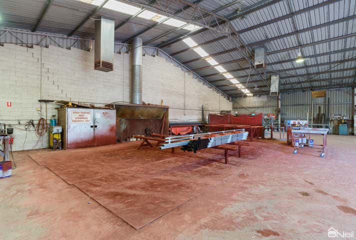 2/18 Keates Road Armadale WA 6112 - Image 14