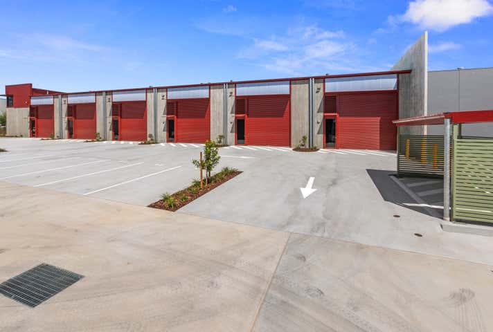 3/33-35 Daintree Drive Redland Bay QLD 4165 - Image 2