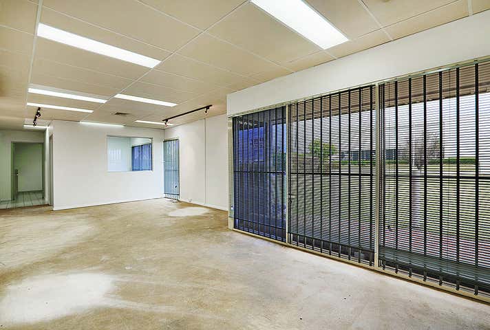 Unit 1, 52 Vinnicombe Drive Canning Vale WA 6155 - Image 15