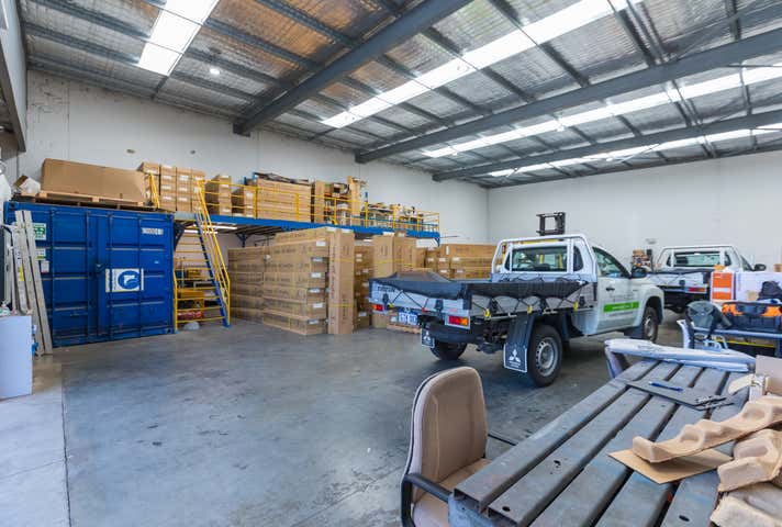 2/10 Bushland Ridge Bibra Lake WA 6163 - Image 5