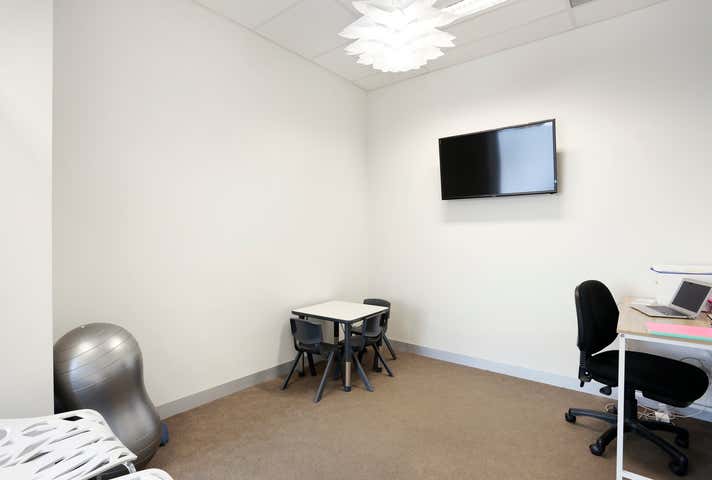 11/242-244 Caroline Springs Boulevard Caroline Springs VIC 3023 - Image 4