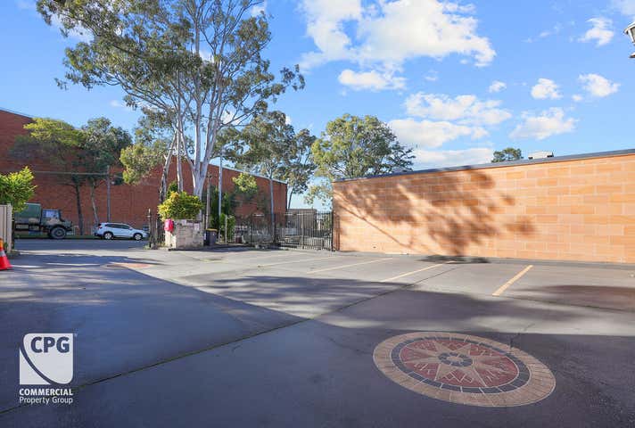 22 Garema Circuit Kingsgrove NSW 2208 - Image 21