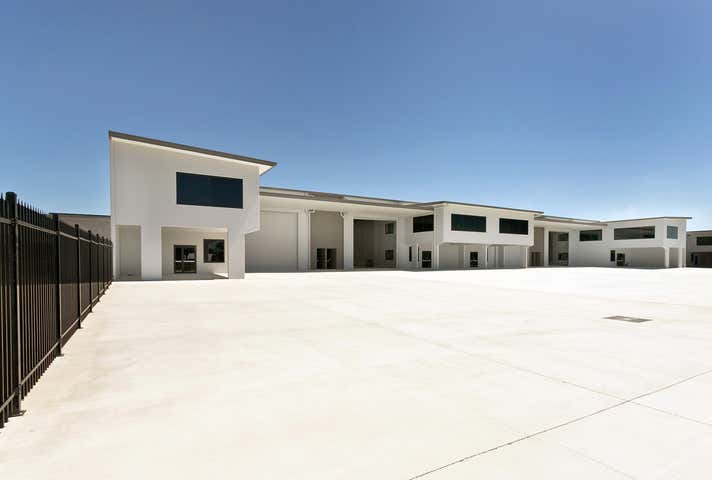 9-15 Barr Road Caboolture QLD 4510 - Image 15