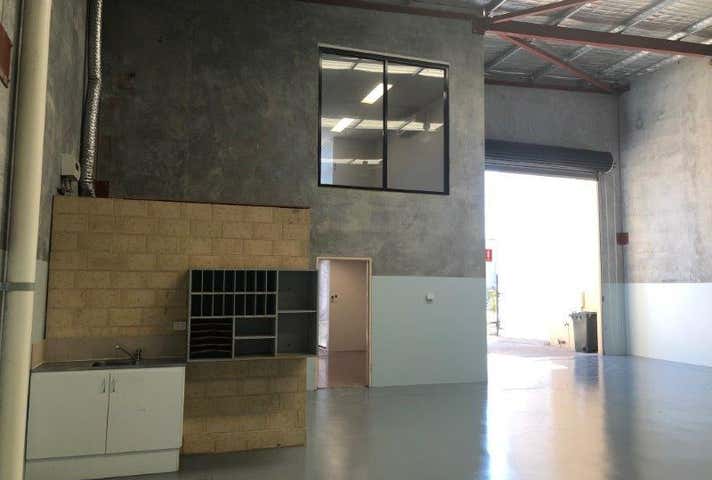 2/50 Mordaunt Cct Canning Vale WA 6155 - Image 9