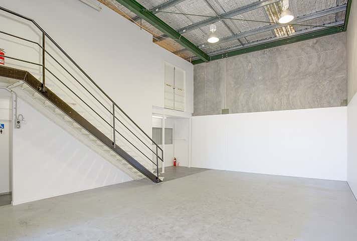 3/10 Welch Street Underwood QLD 4119 - Image 2