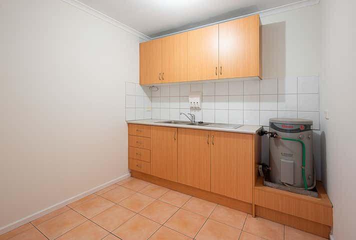 58 Longview Court Thomastown VIC 3074 - Image 13