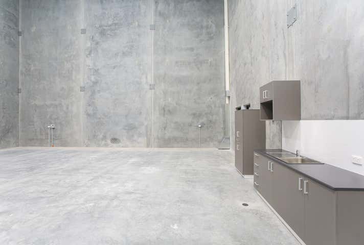 16 Brewer Road Canning Vale WA 6155 - Image 15