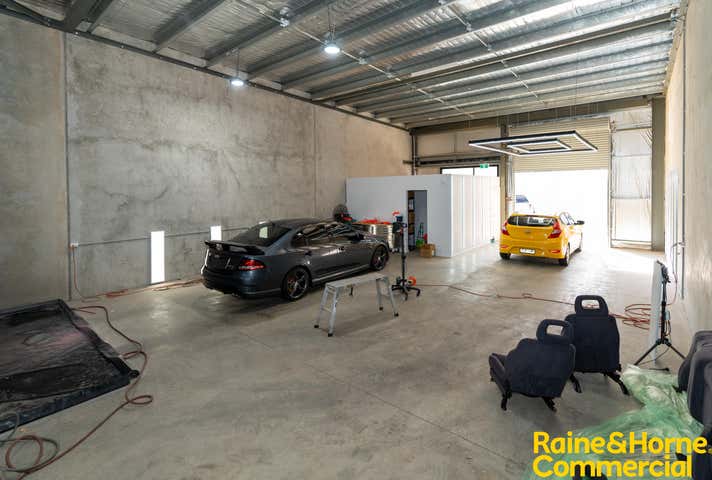 2/13 Jones Street Wagga Wagga NSW 2650 - Image 4